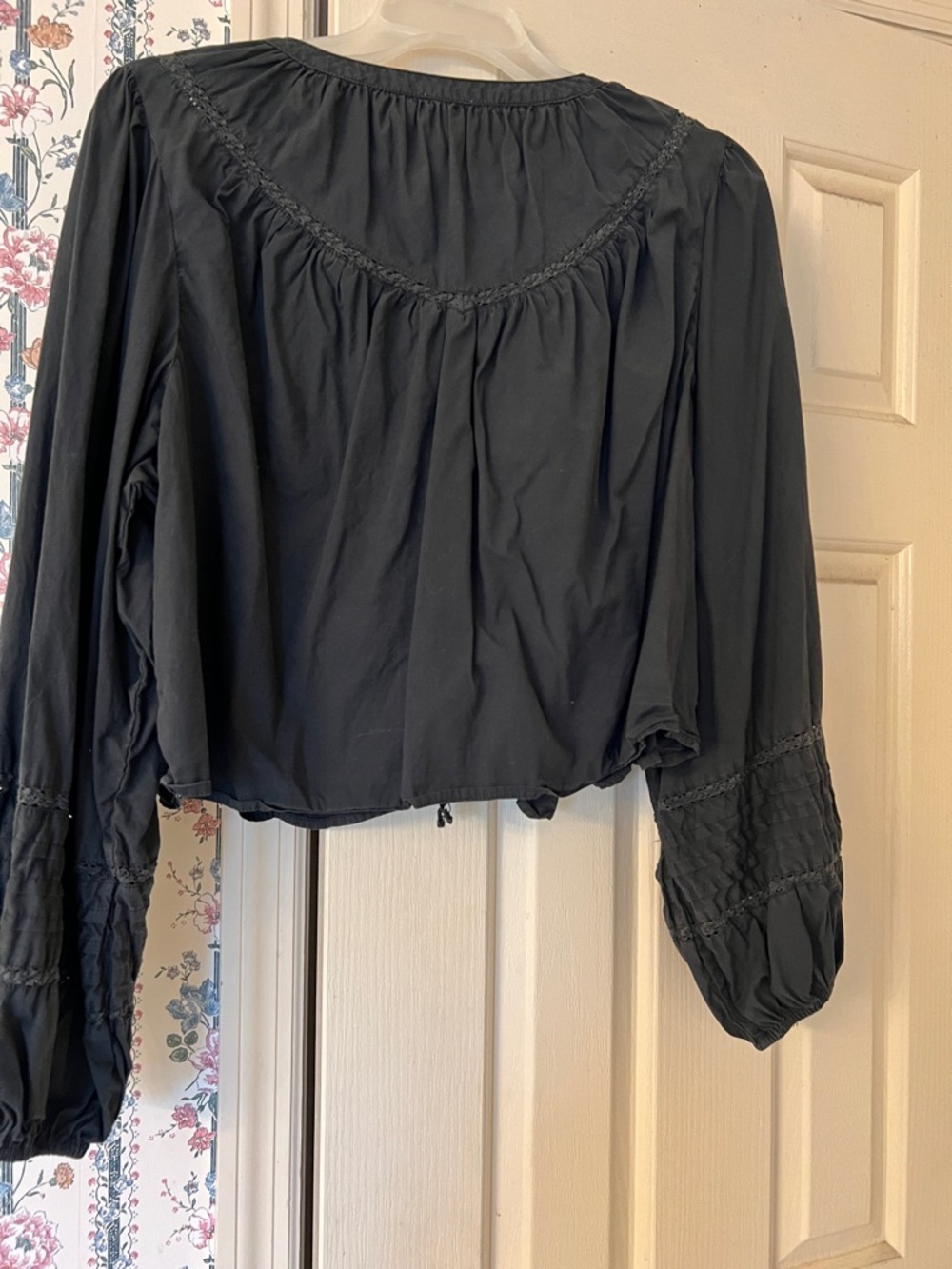 Aerie women’s black tie top size L - Picture 4 of 4